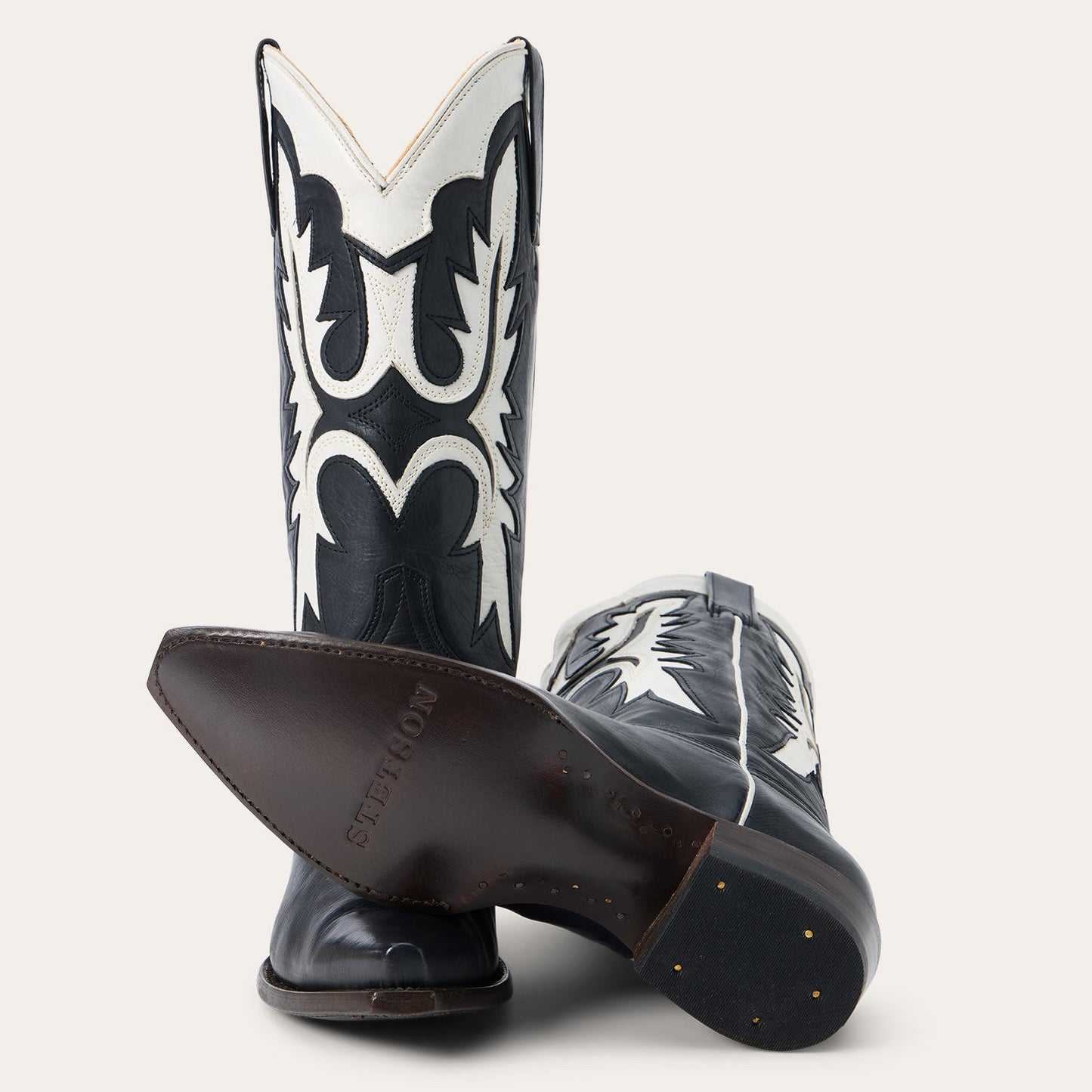 Cheyenne Boots Black