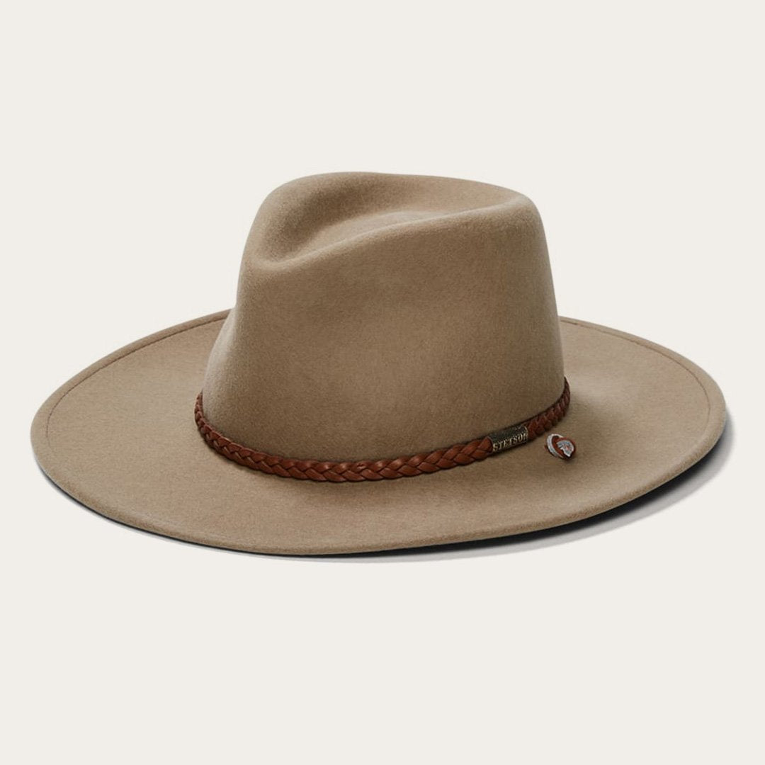 Sagebrush Outdoor Hat Mushroom