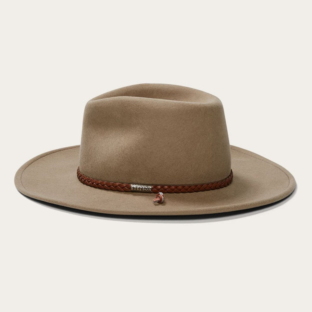 Sagebrush Outdoor Hat Mushroom