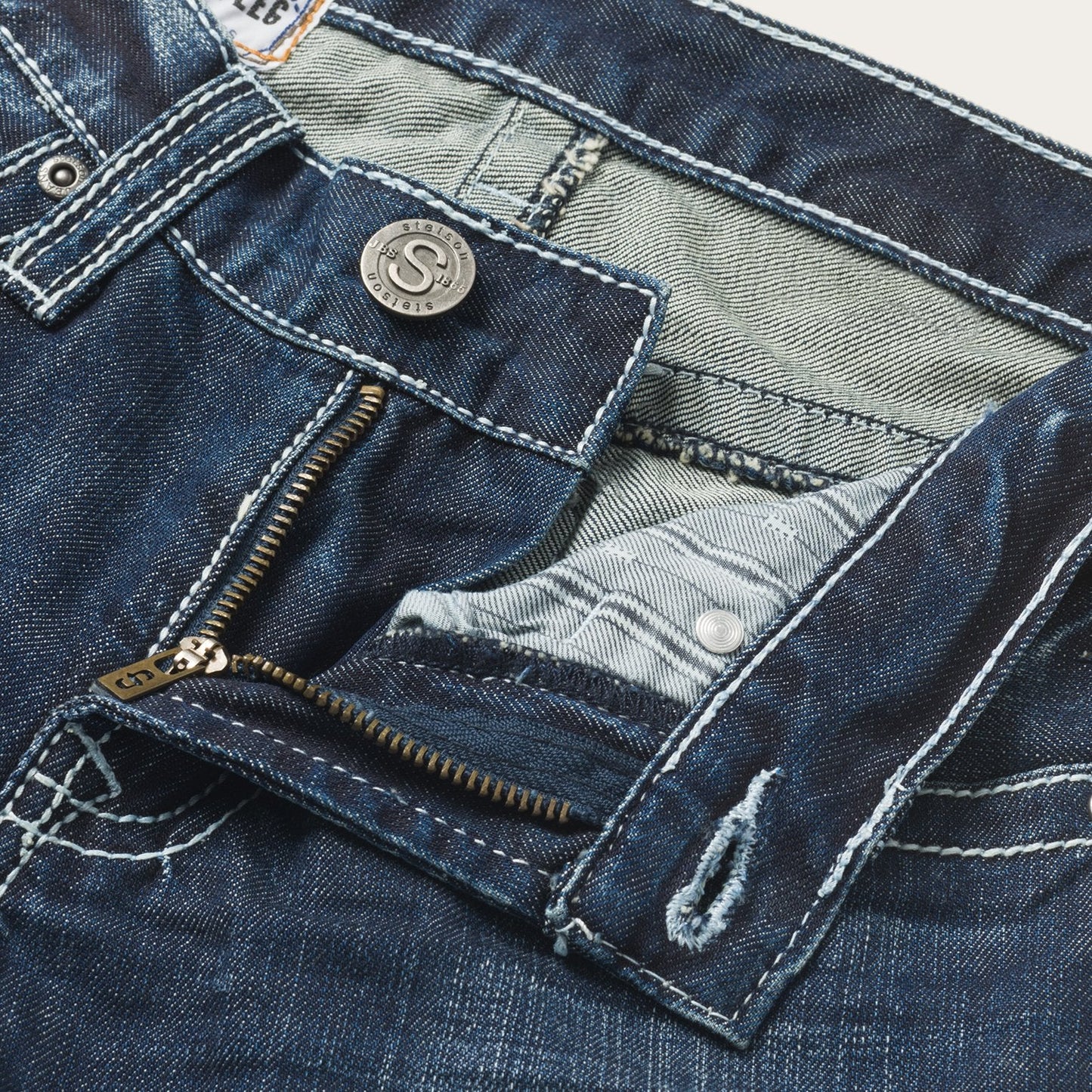 1014 Fit Destructed Medium Wash Jeans Blue