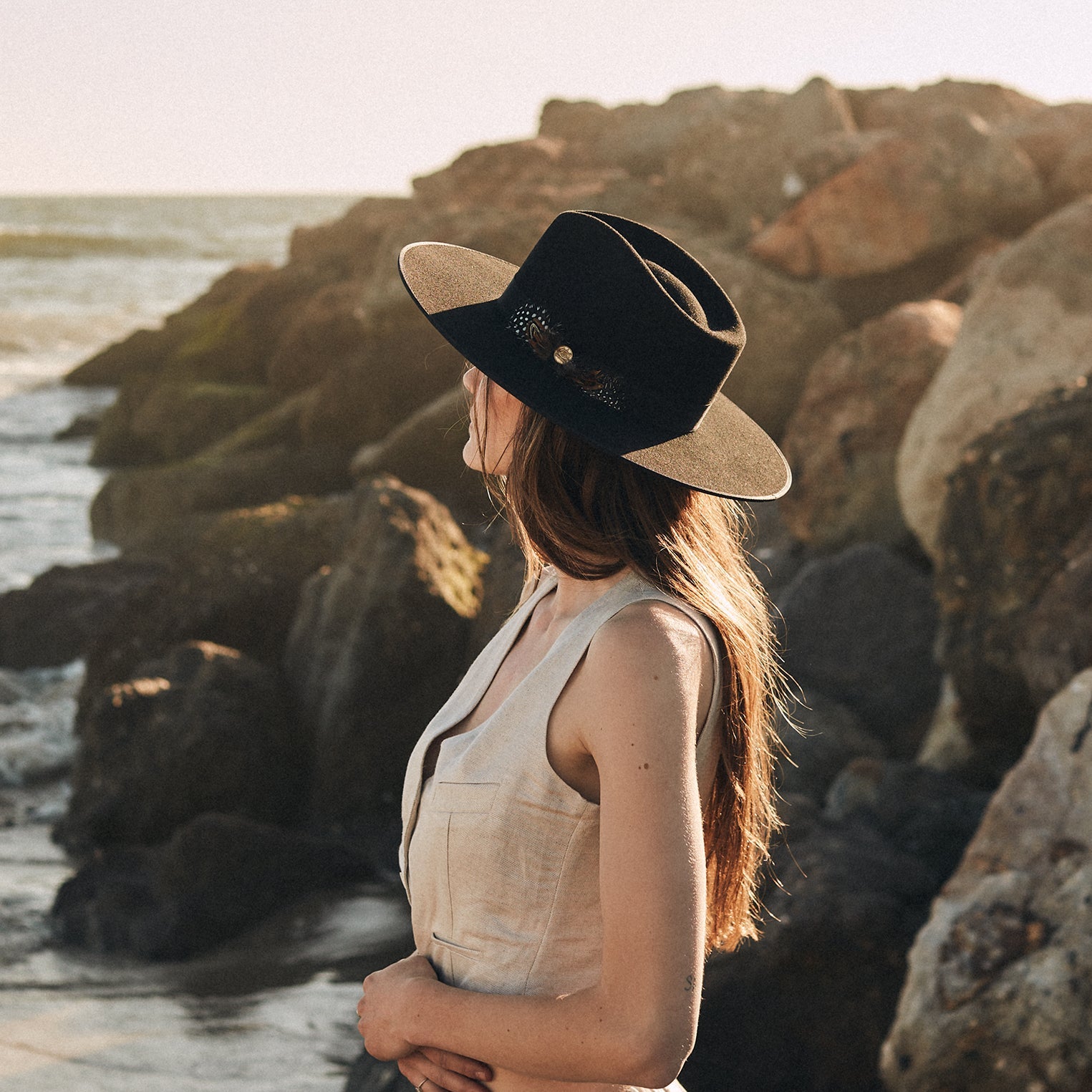 Midtown Wide Flat Brim Hat Black