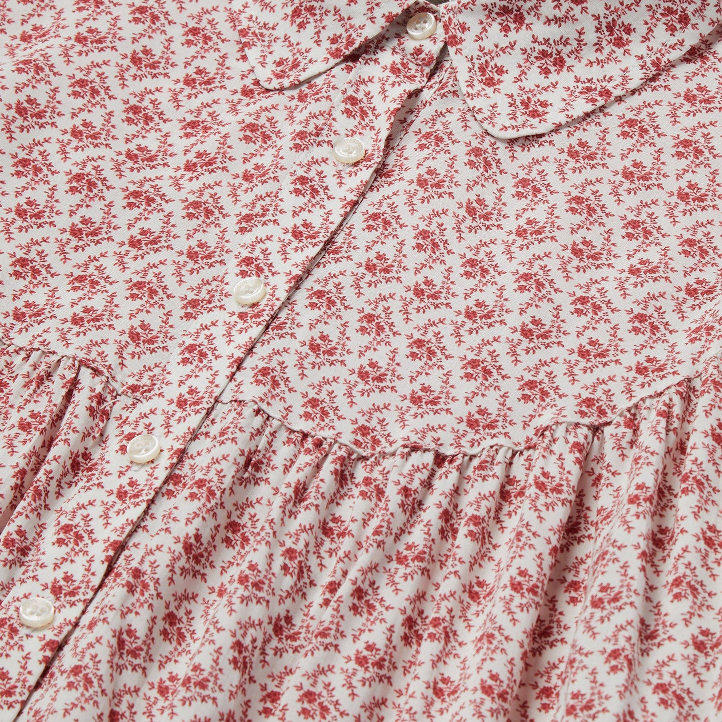 Short-Sleeved Cottage Floral Blouse Red