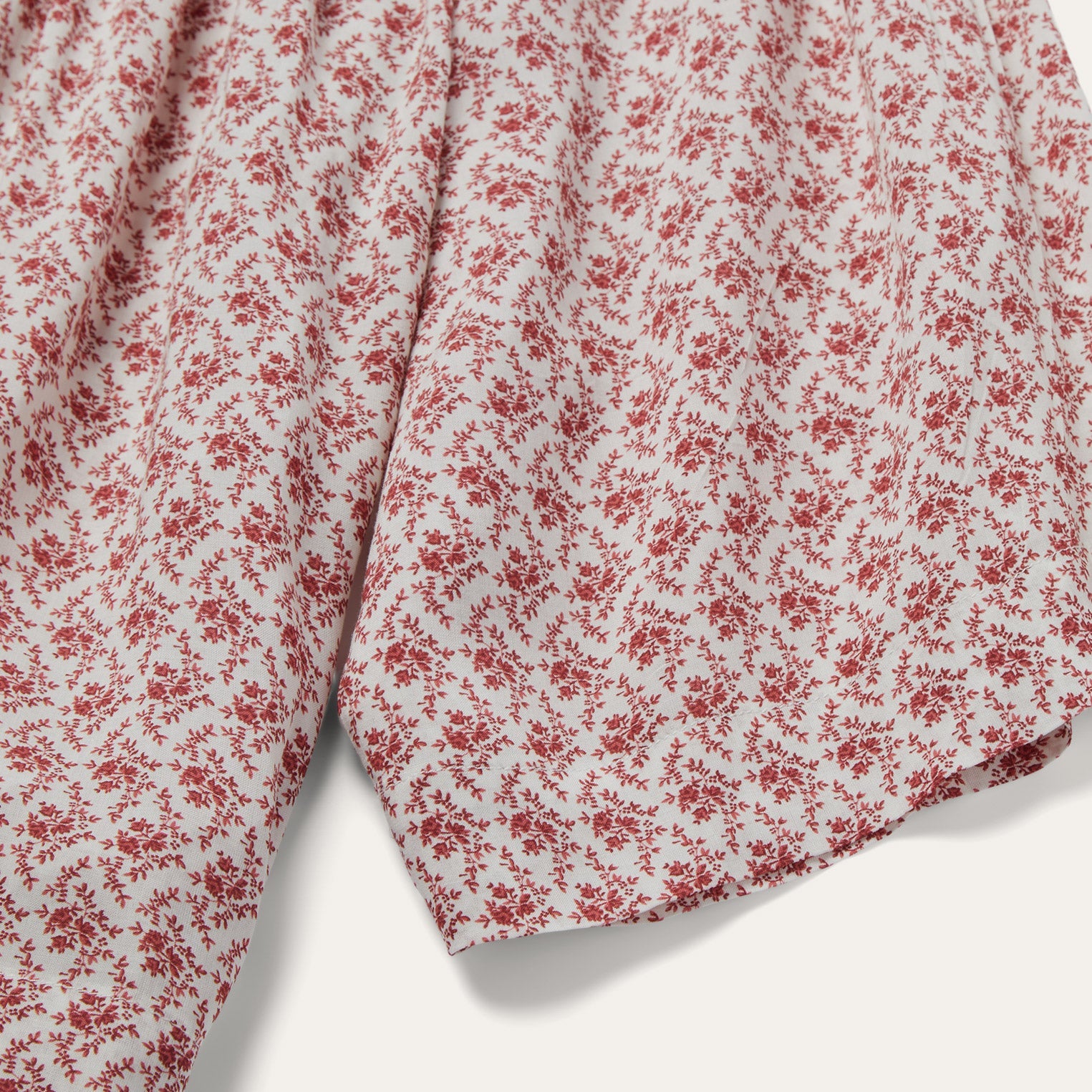 Short-Sleeved Cottage Floral Blouse Red