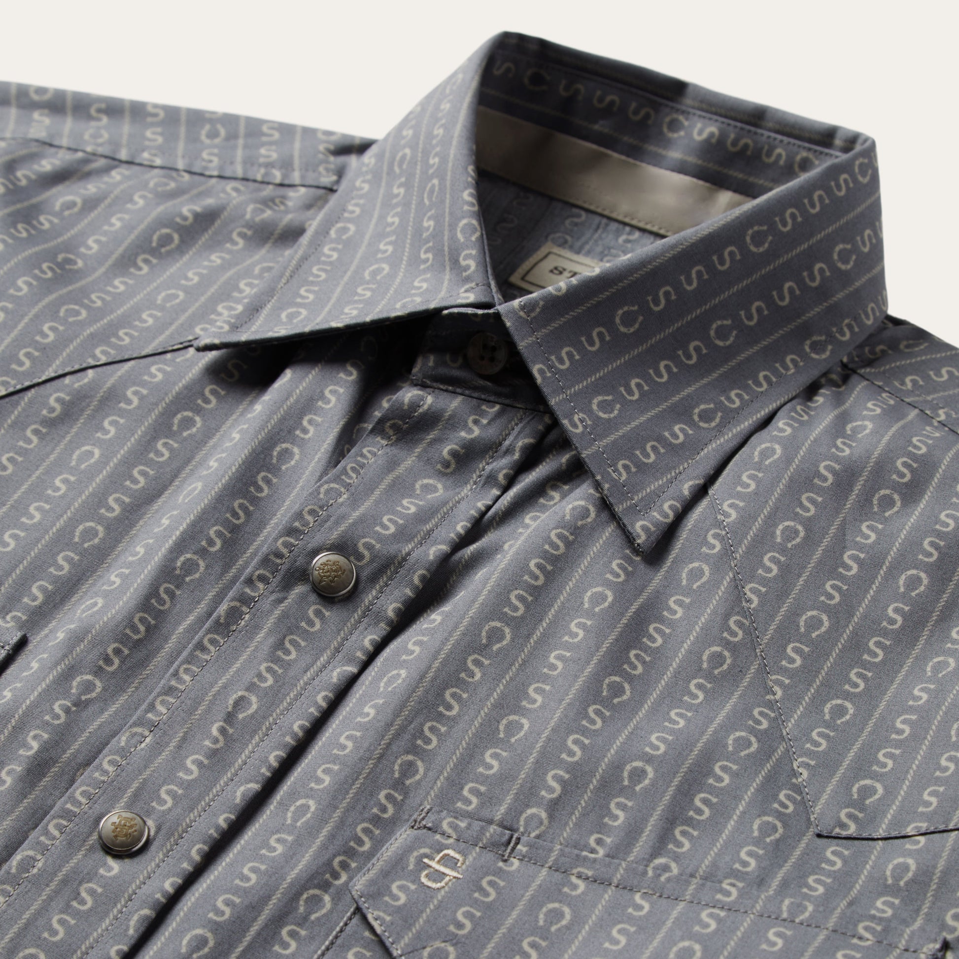 Horseshoe Stripe Print Shirt Grey