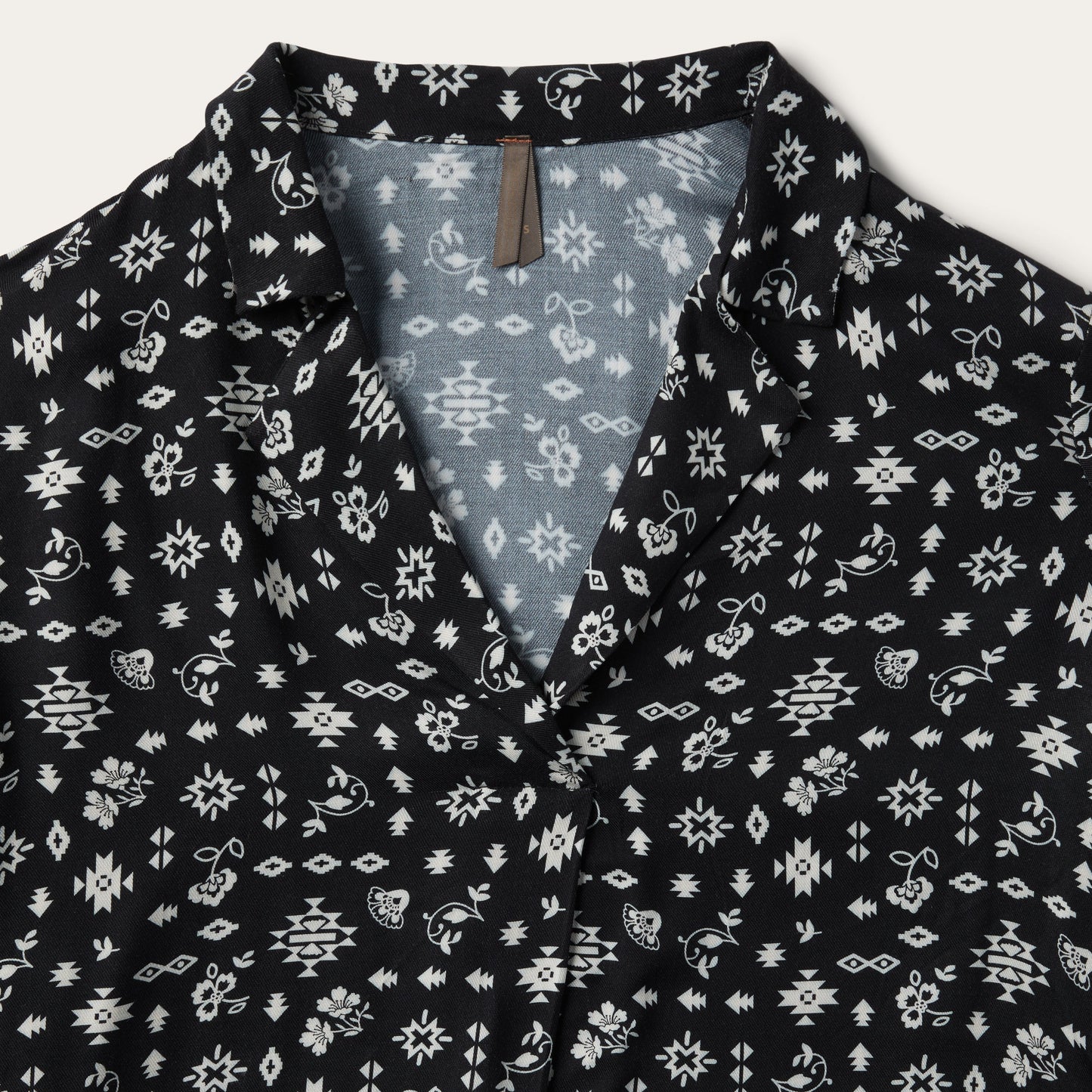 Southwestern Ditzy Print Blouse Black