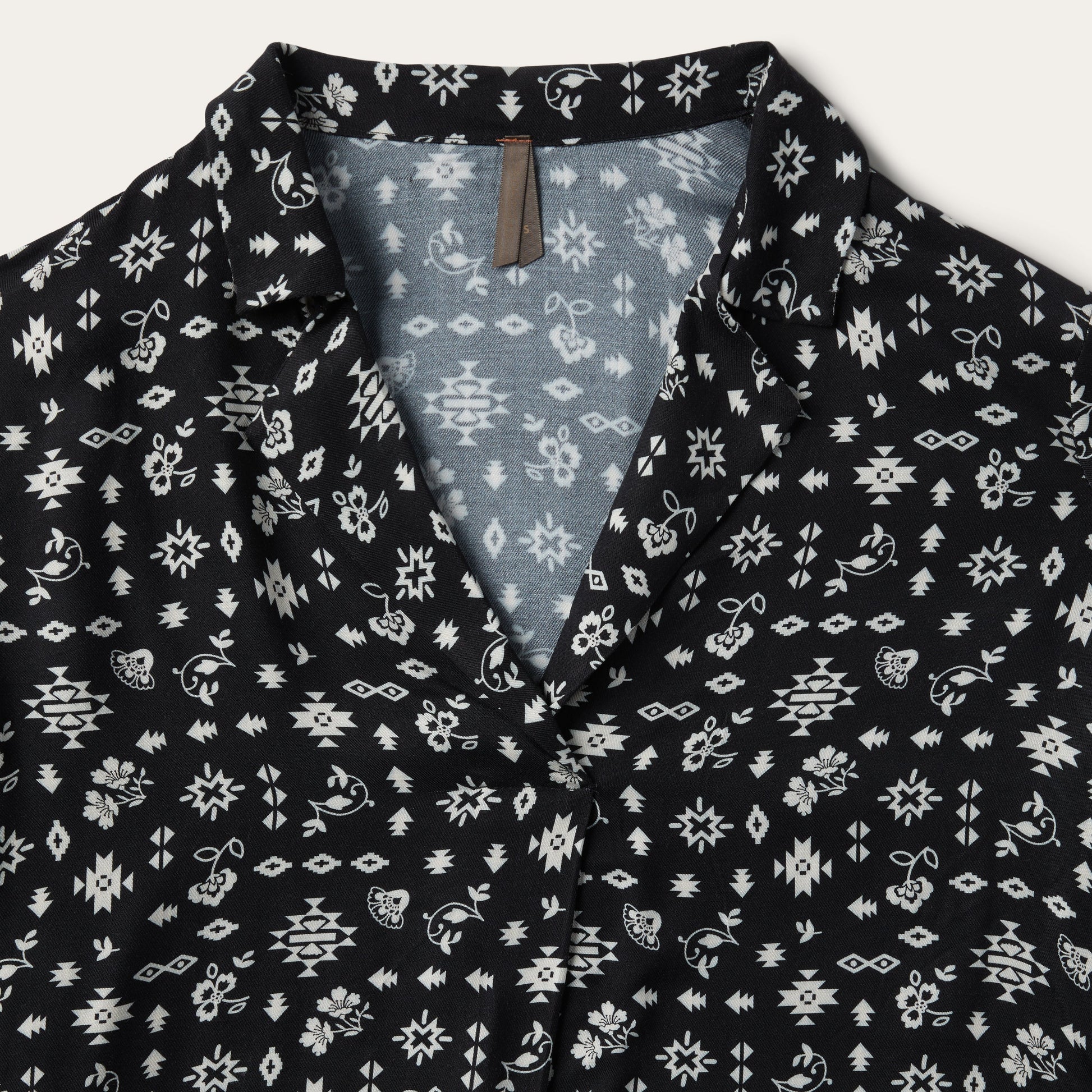 Southwestern Ditzy Print Blouse Black