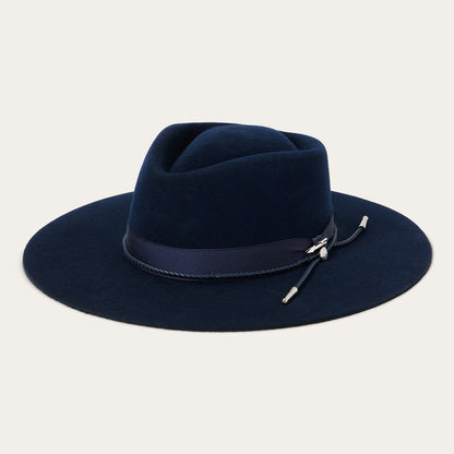 Dylan Navy