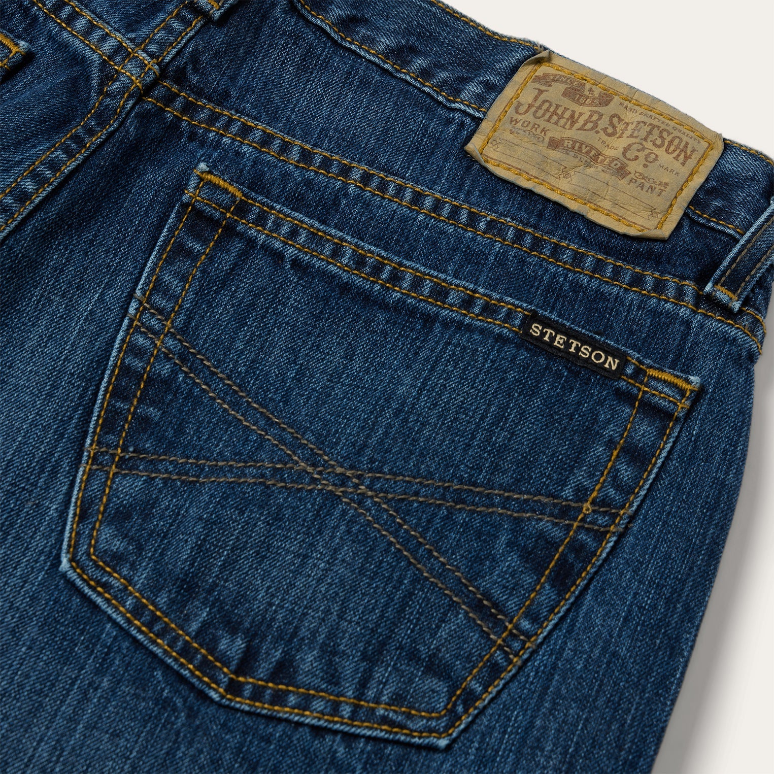 1520 Fit Standard Straight Leg Jean Blue
