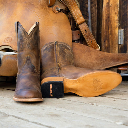 Rancher Zip Roper Oiled Walnut