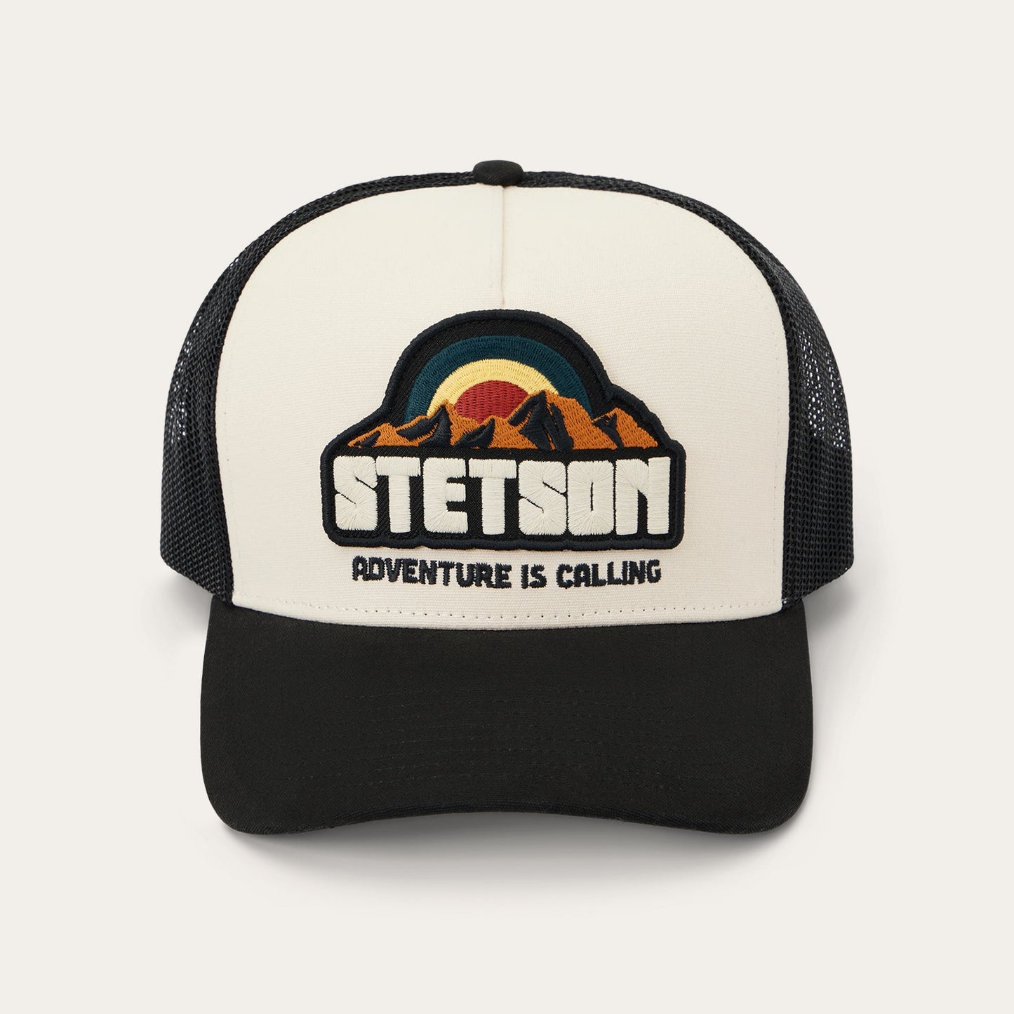 Mountain Sunset Trucker Cap Off White / Black