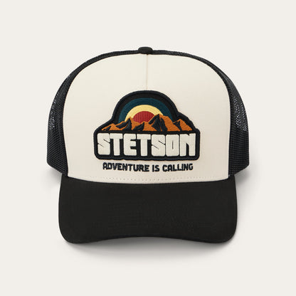 Mountain Sunset Trucker Cap Off White / Black