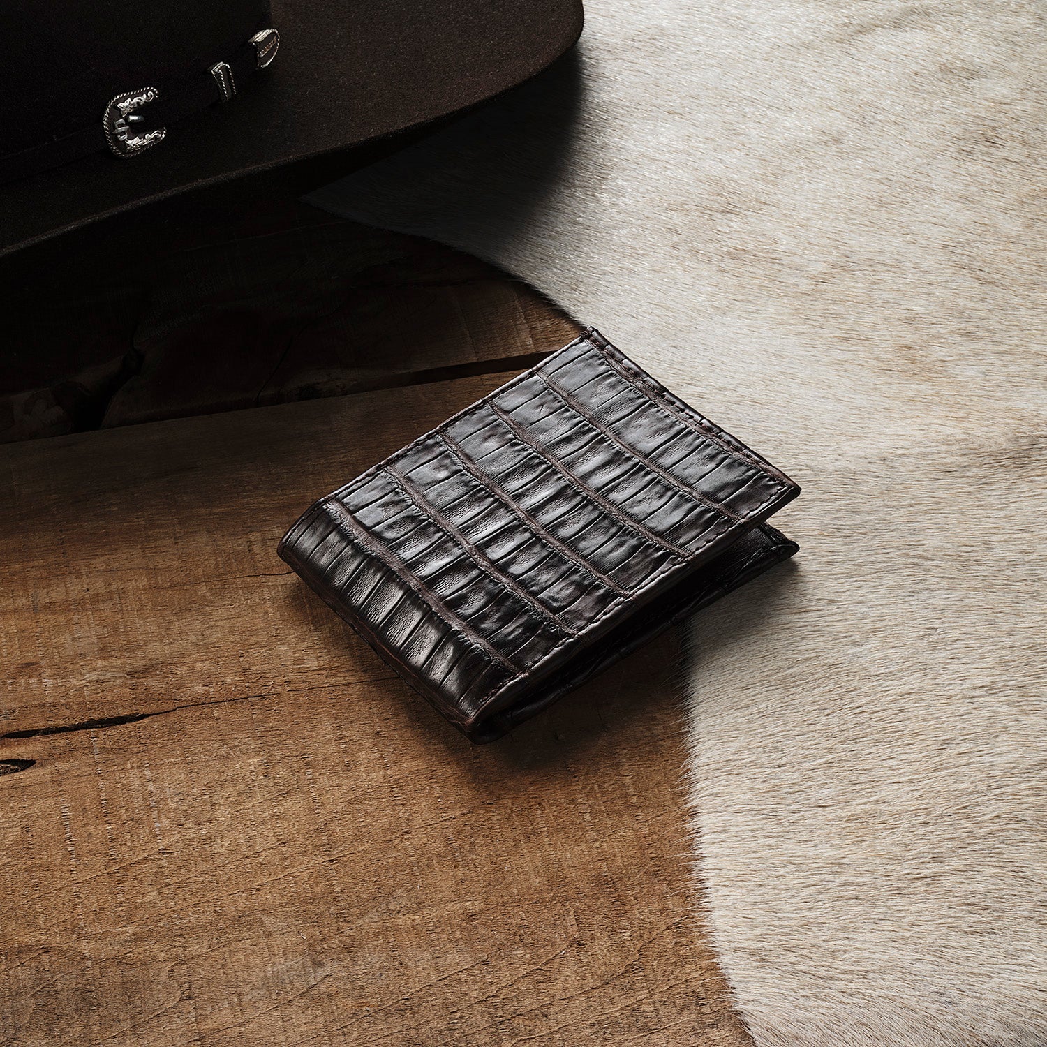 Caiman Bi-Fold Wallet Cigar Classic