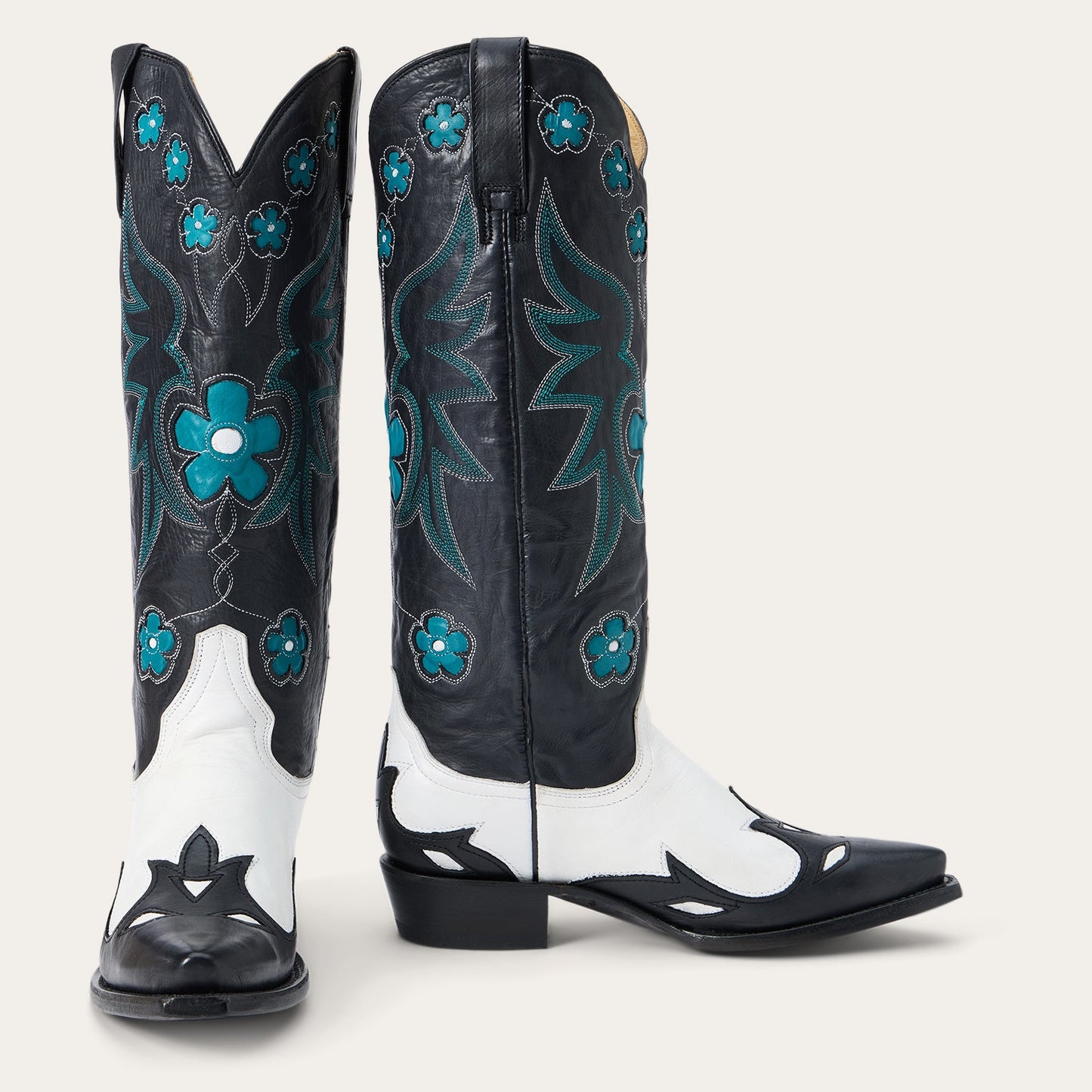 Ariana Boots Black