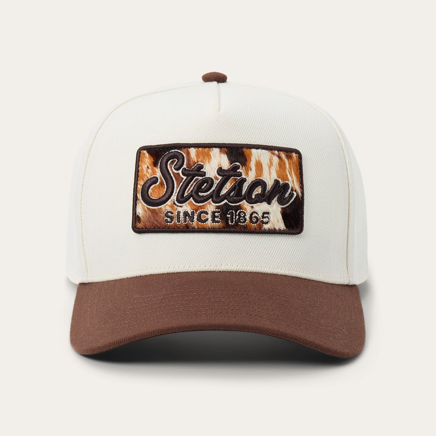 Cowhide Patch Trucker Hat Off White / Brown