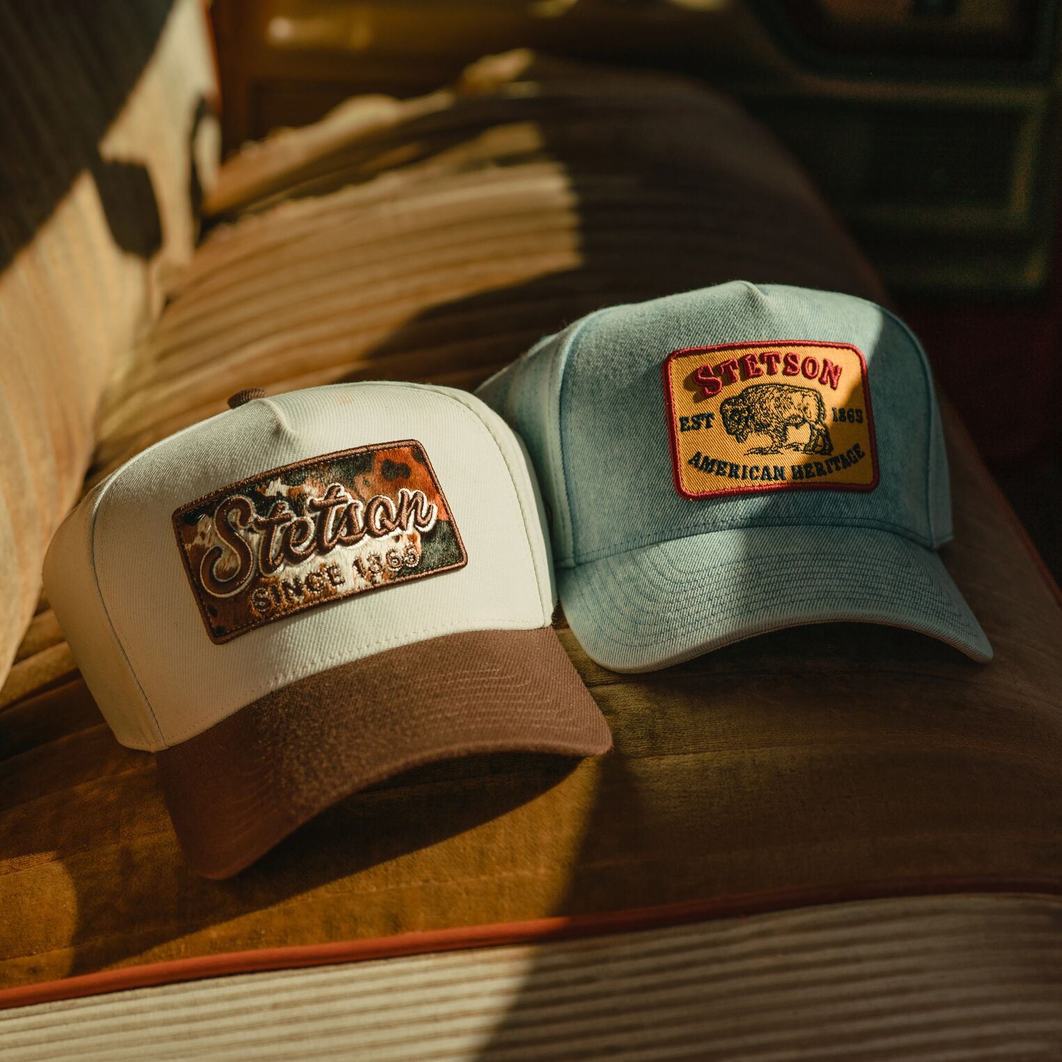 Cowhide Patch Trucker Hat Off White / Brown