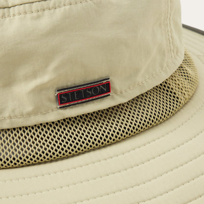Traveller Outdoor Hat Off White With Olive